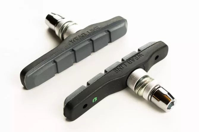 BIKEFUN MTB 72 mm menetes fekete/szürke (250/ctn)