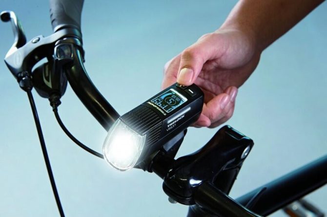 Trelock LS760 I-GO Vision akkumulátoros első lámpa