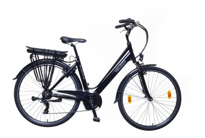 Neuzer Hollandia Delux női 18 fekete fehér 